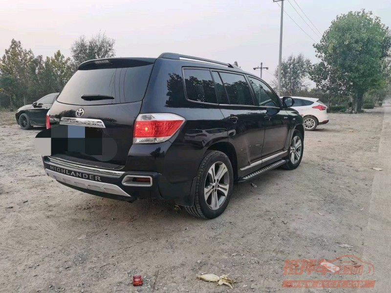 保定14年丰田汉兰达3