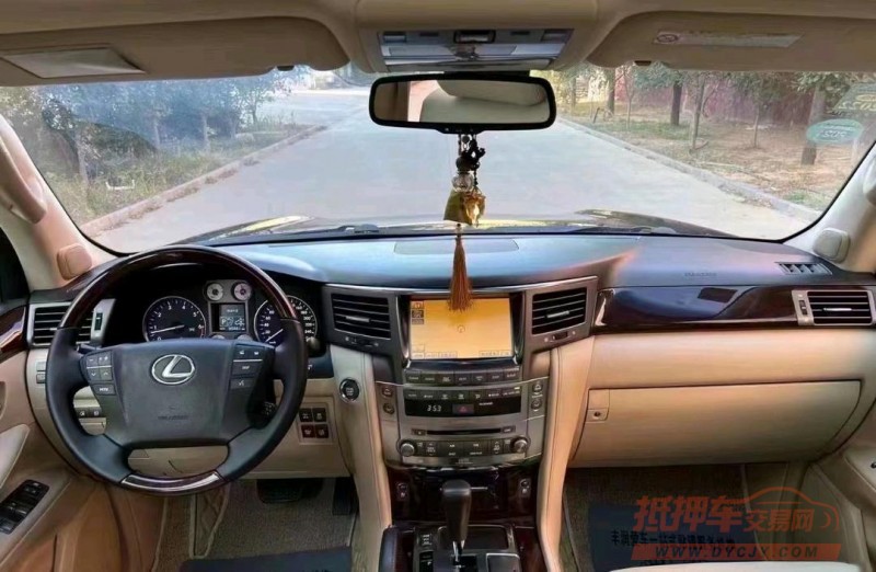 邯郸10年雷克萨斯LX8