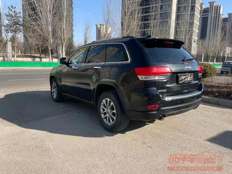 沈阳16年Jeep大切诺基3