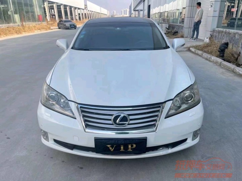 济宁12年雷克萨斯ES7