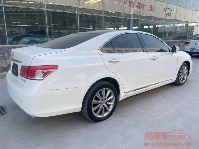 济宁12年雷克萨斯ES5