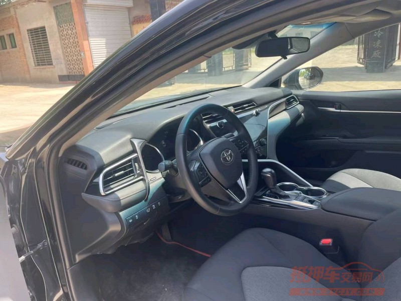 保定19年丰田凯美瑞5