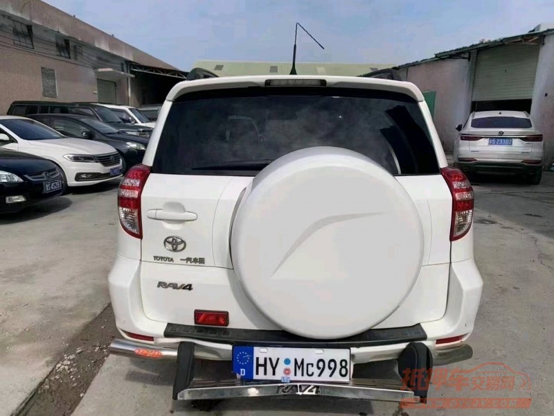 珠海13年丰田RAV42