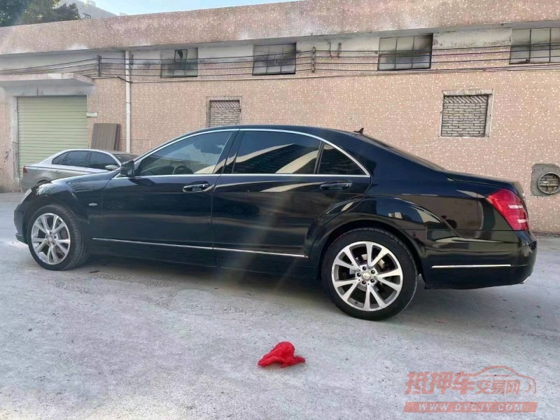 珠海13年奔驰S8