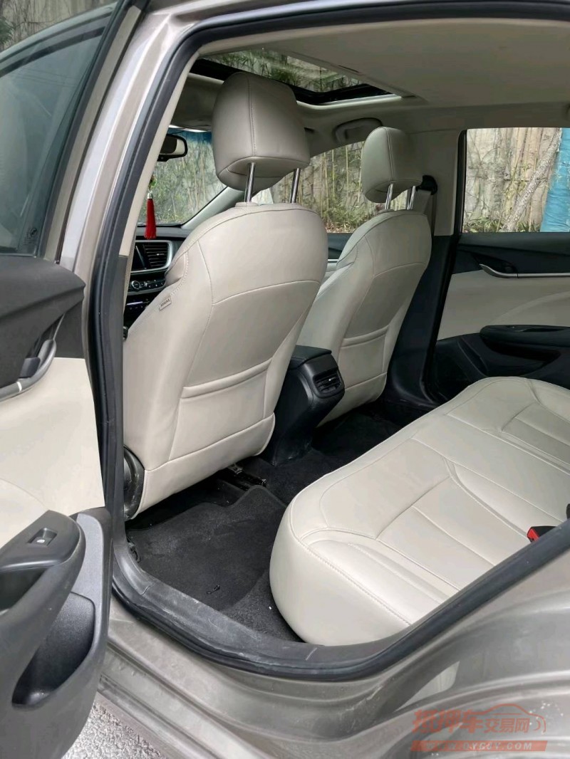 重庆20年别克英朗8