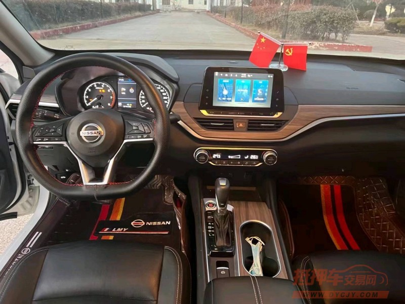 邯郸21年日产天籁4