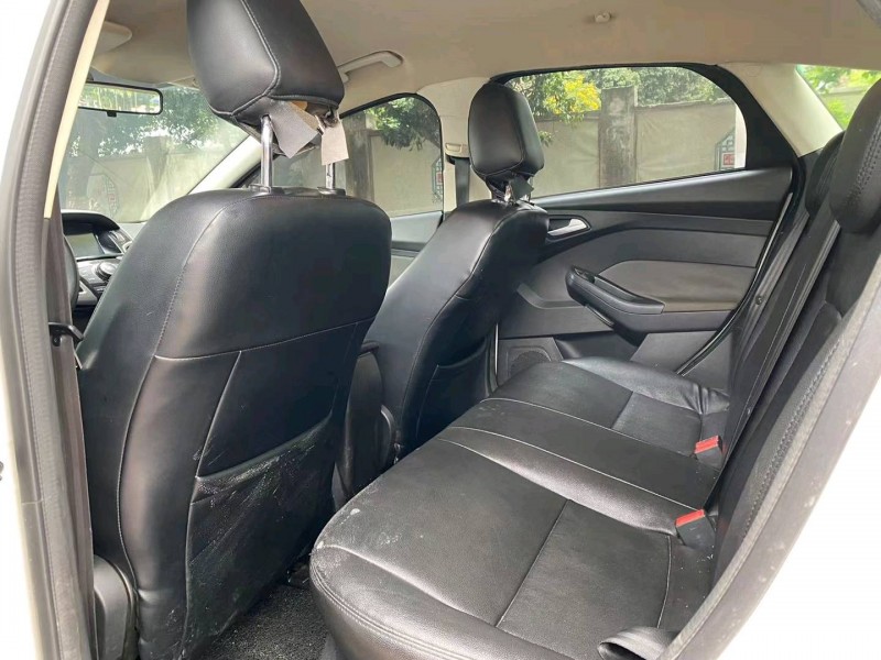 广州14年福特福克斯5