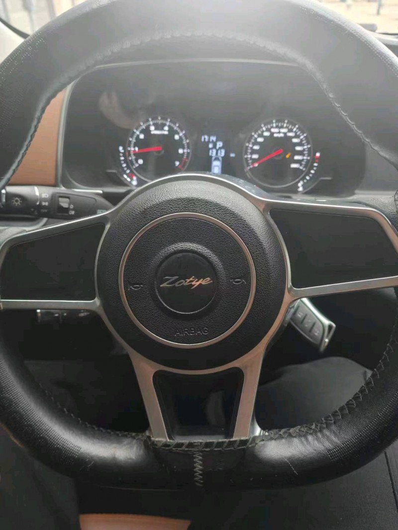 宜昌18年众泰T6004