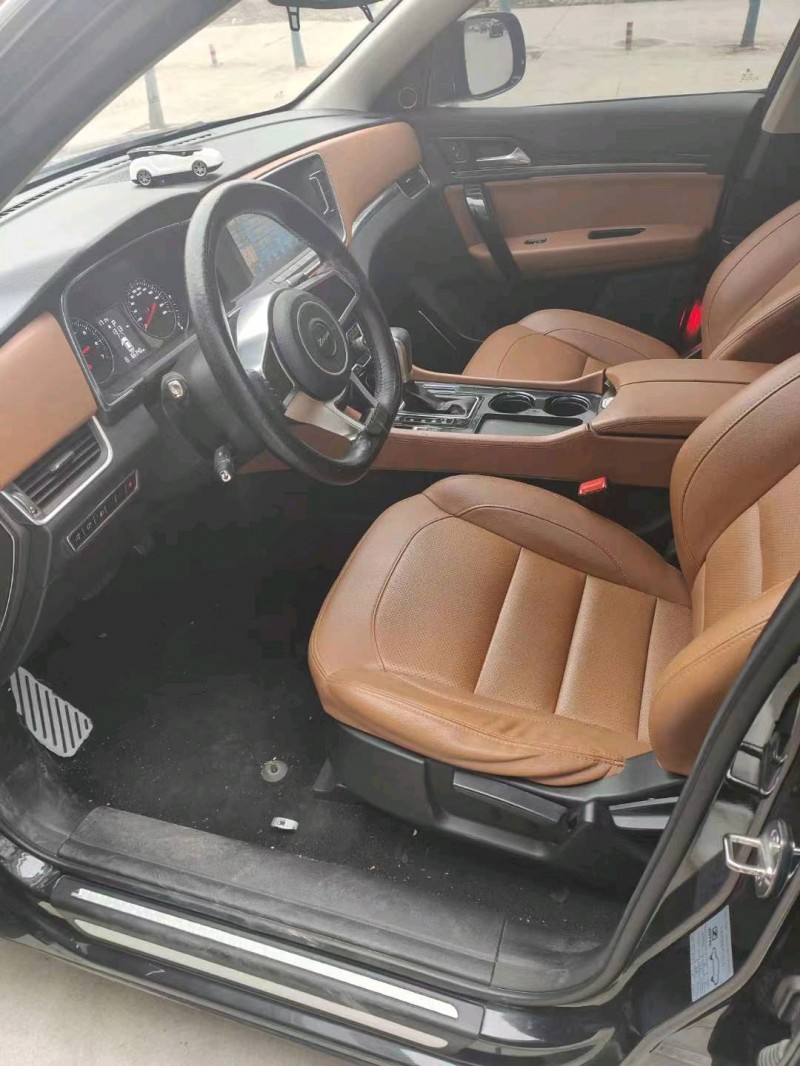 宜昌18年众泰T6007