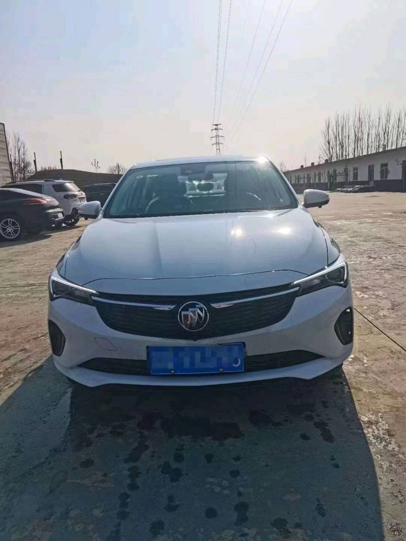 临沂22年别克威朗9