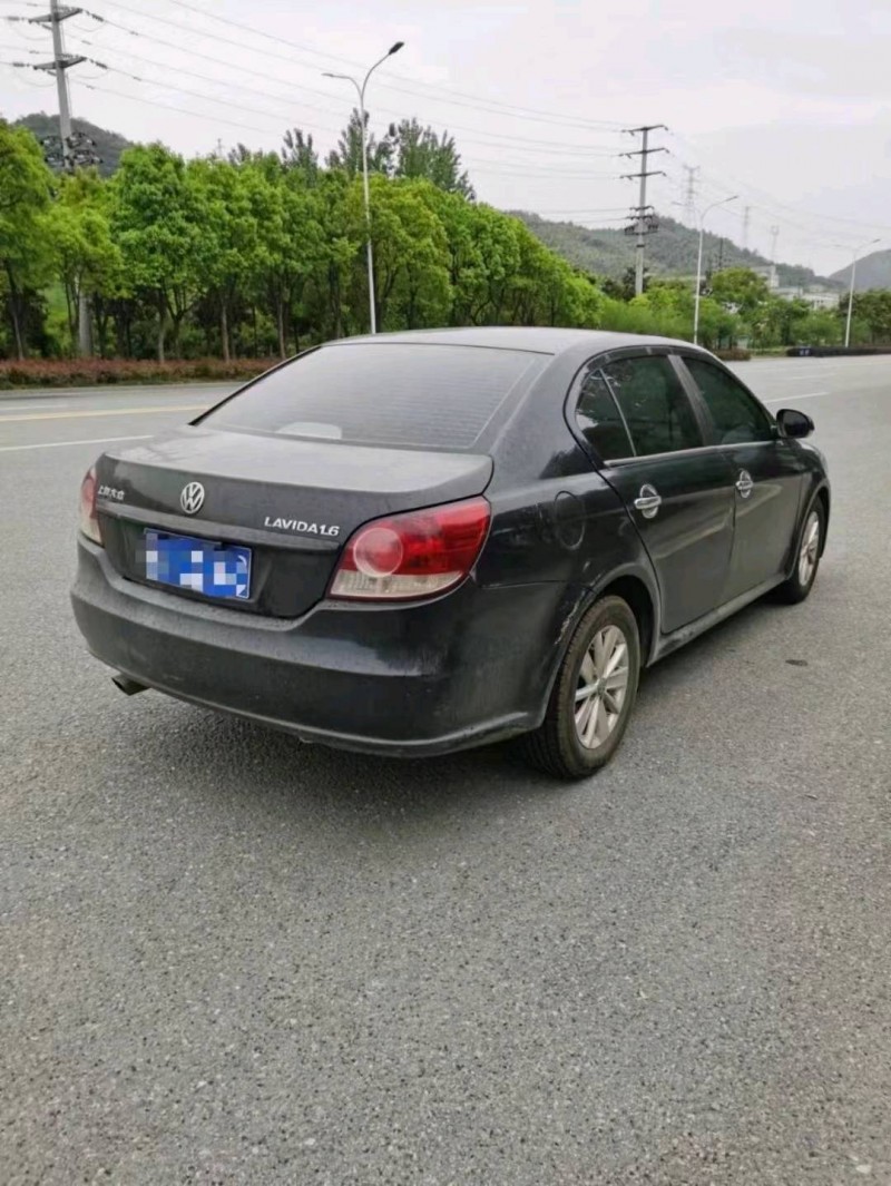 淮南13年大众朗逸2