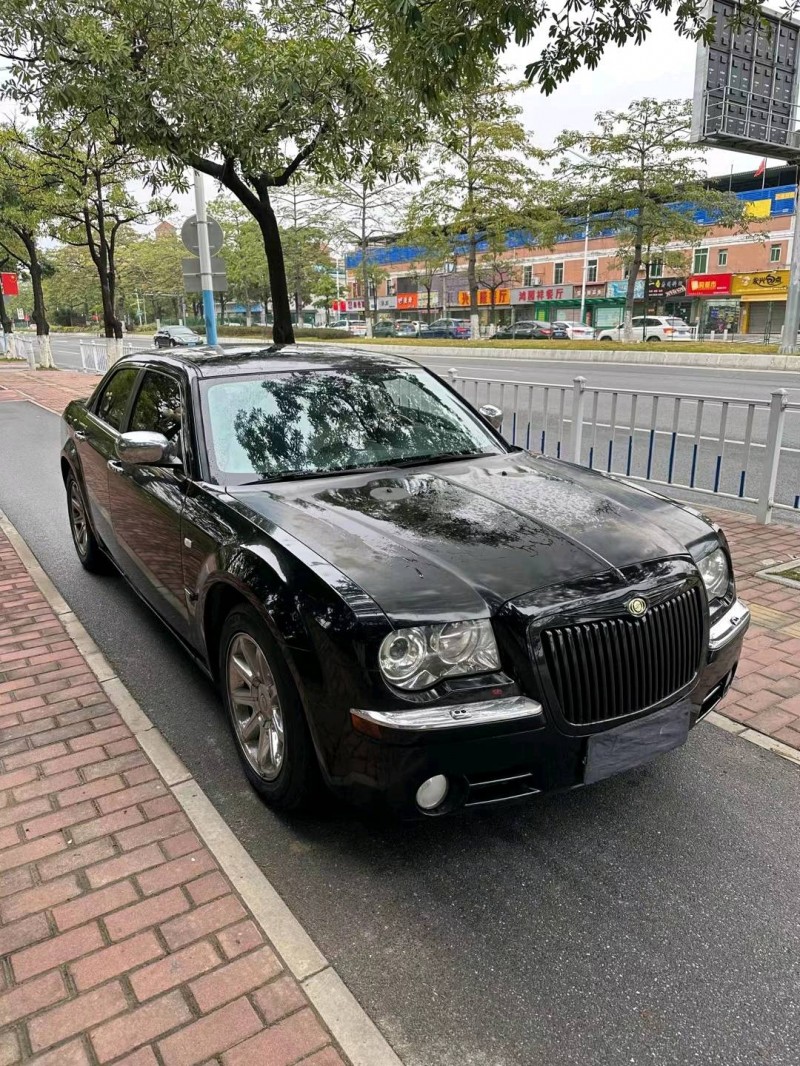 广州09年克莱斯勒300C2
