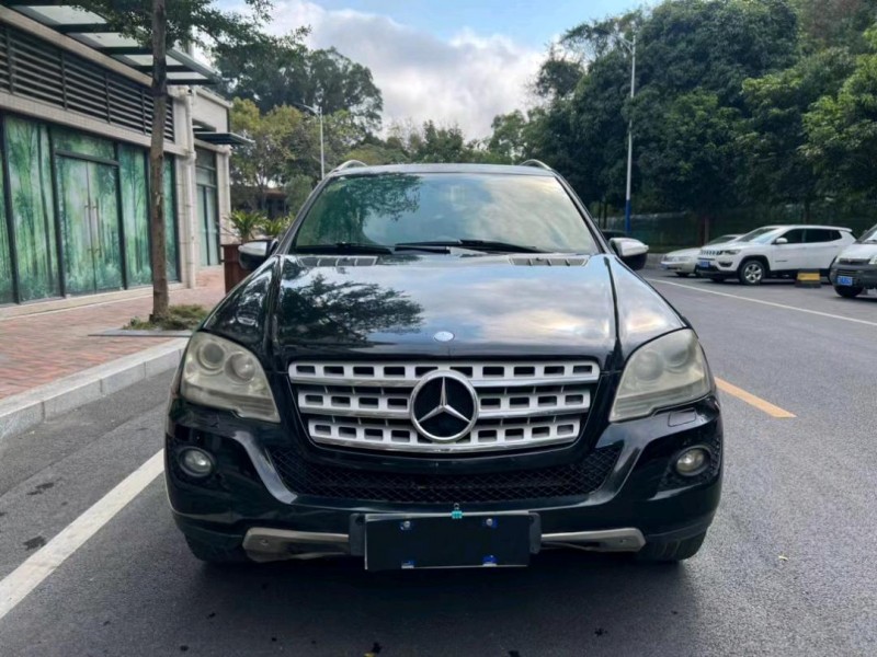 中山09年奔驰ML1