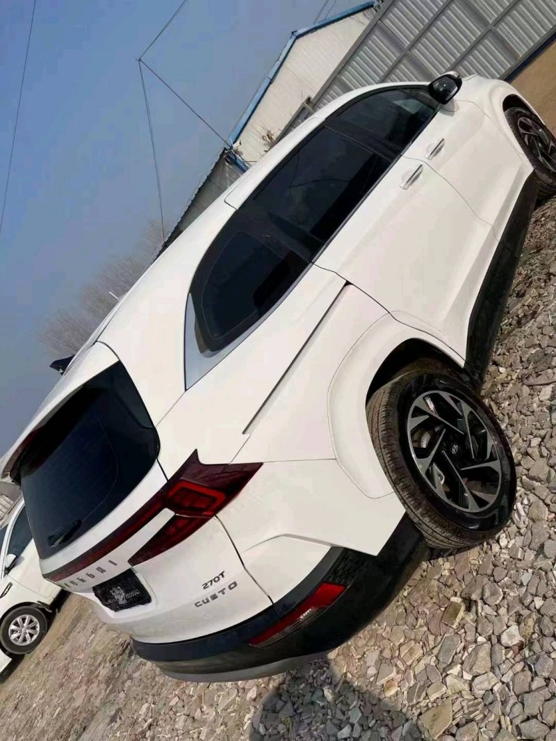 临沂21年现代库斯图8