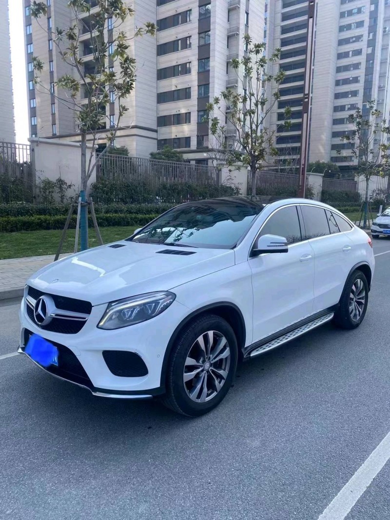 淮南16年奔驰GLE2