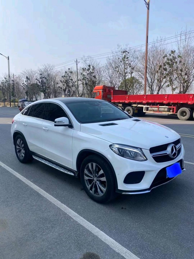 淮南16年奔驰GLE3