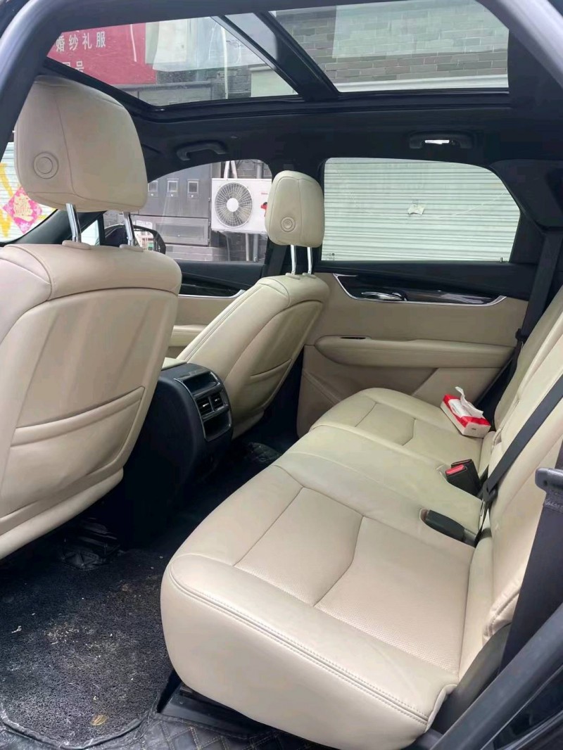 邯郸18年凯迪拉克XT54