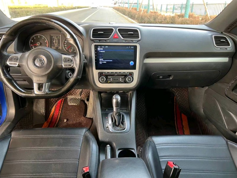 济南12年大众尚酷8