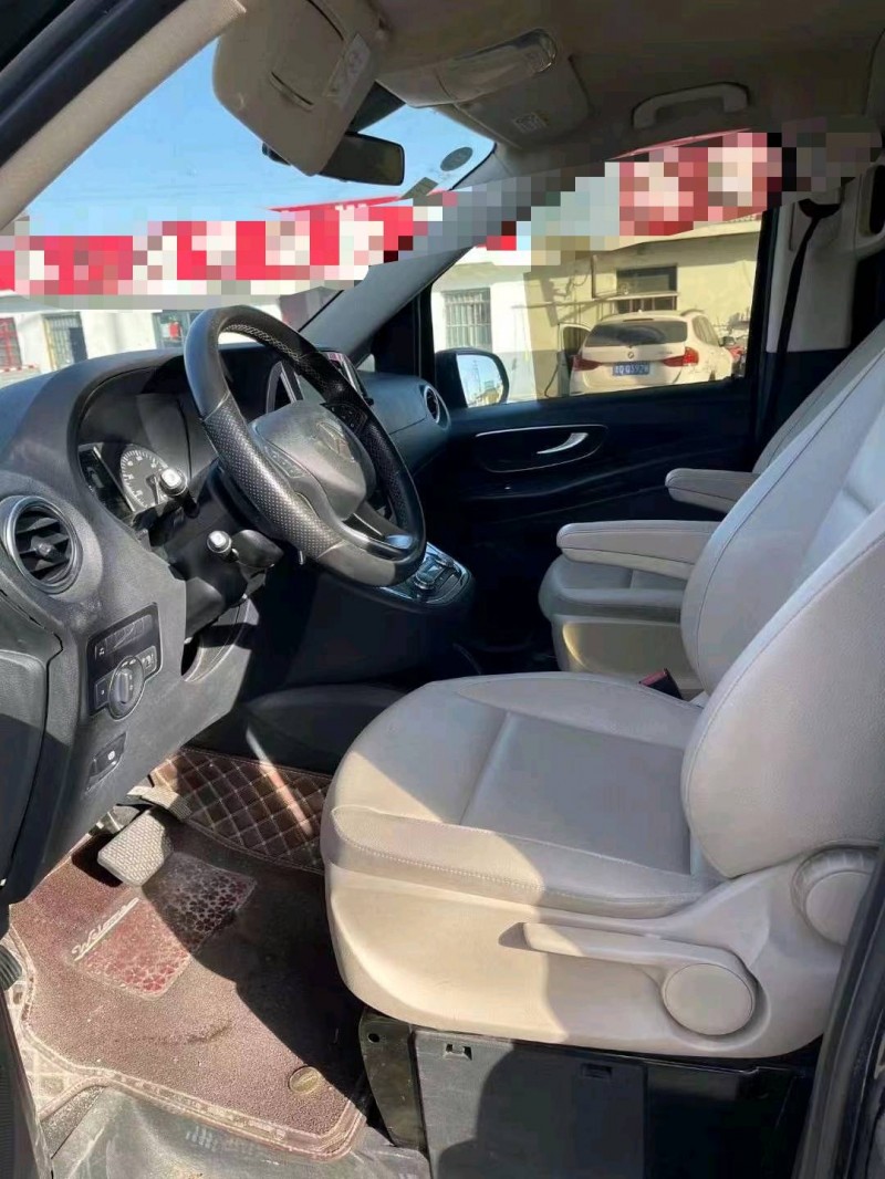 临沂17年奔驰威霆4