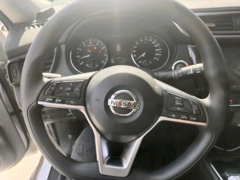 宜昌17年日产奇骏7