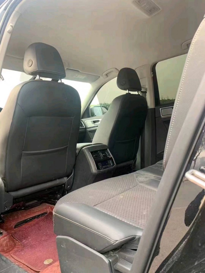 成都21年大众途昂3