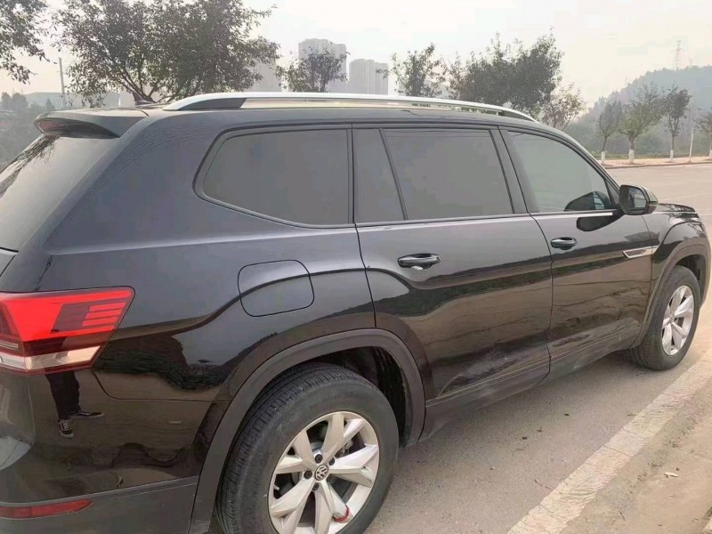 成都21年大众途昂5