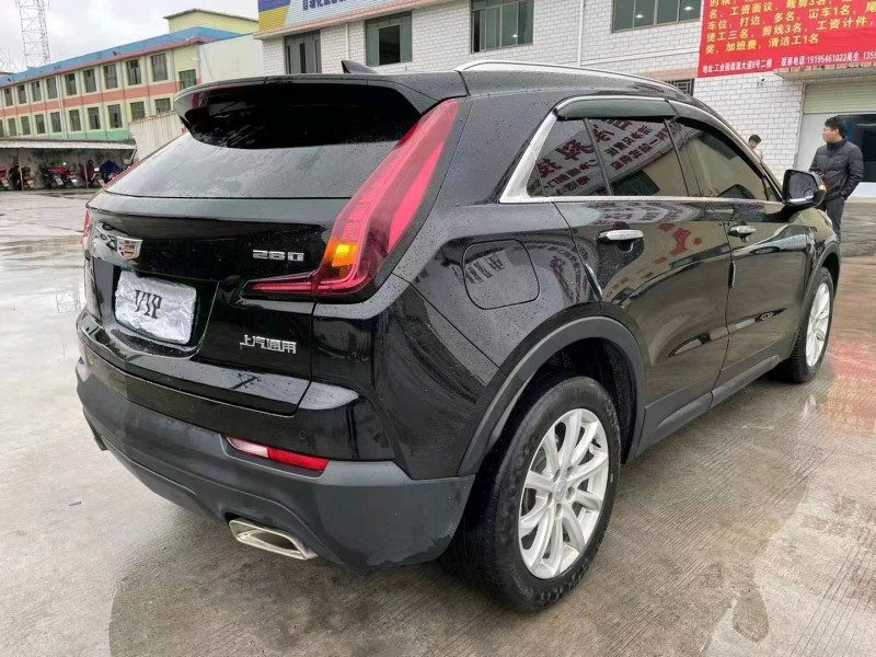 邯郸20年凯迪拉克XT44