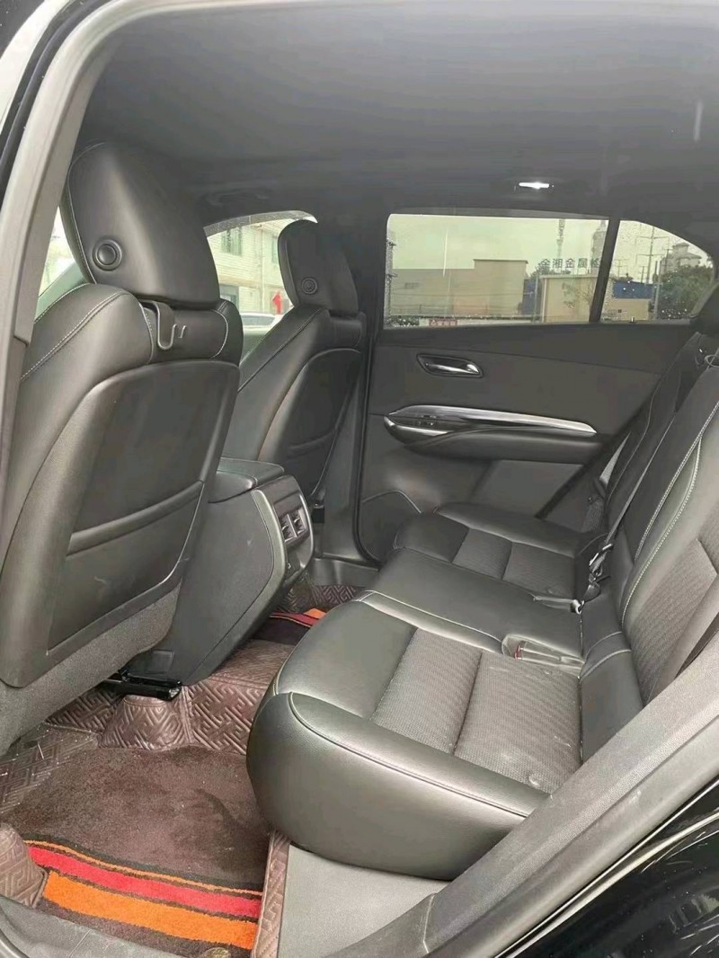 邯郸20年凯迪拉克XT41