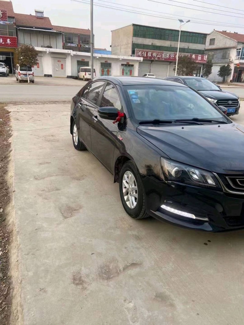 济南17年吉利帝豪3