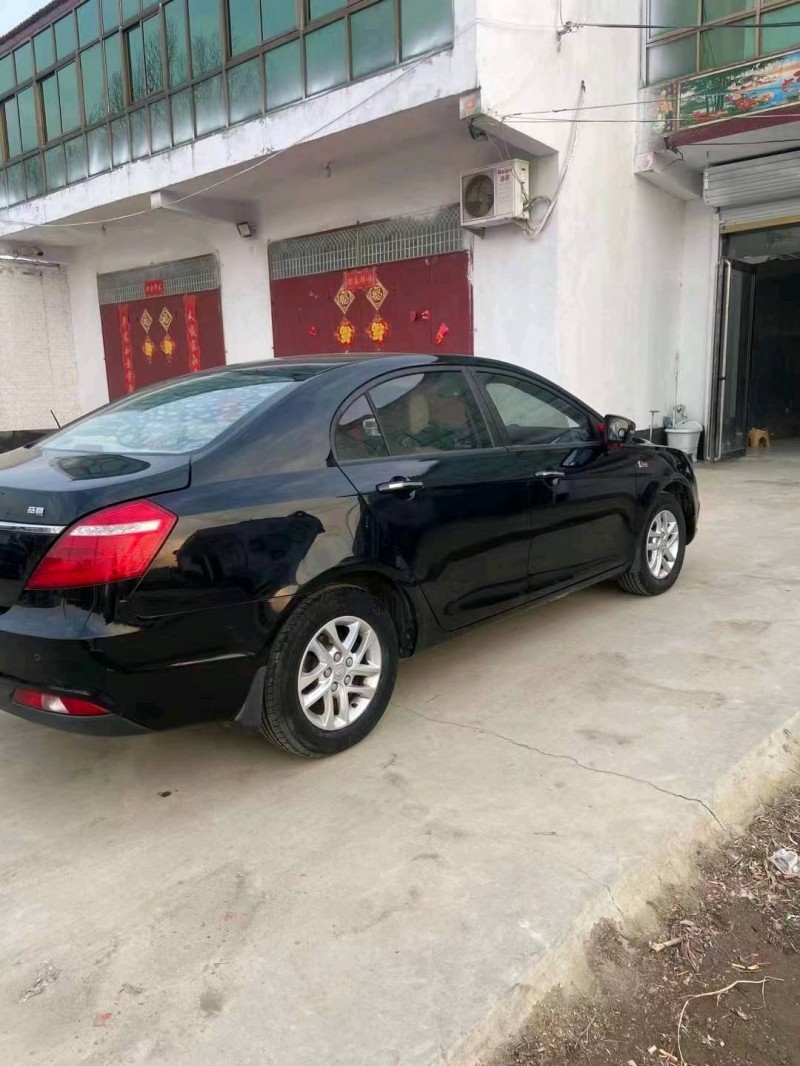 济南17年吉利帝豪7