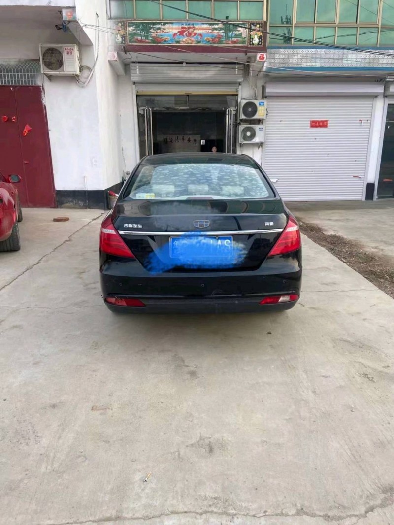 济南17年吉利帝豪9