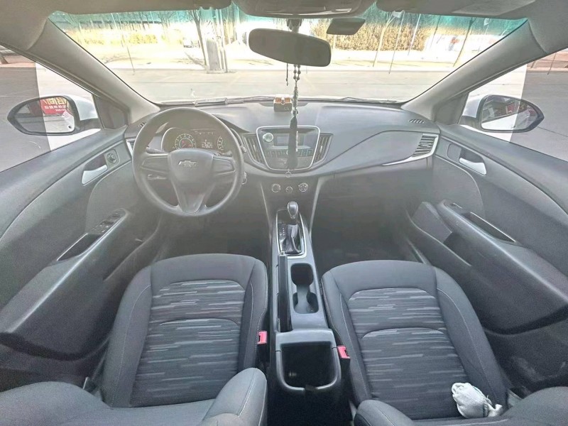 邯郸18年雪佛兰科沃兹5