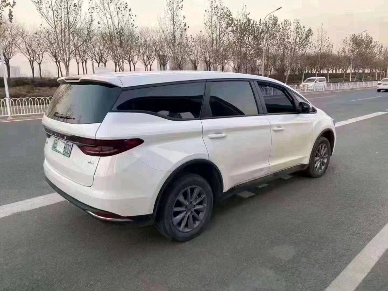 济南21年吉利枫叶2