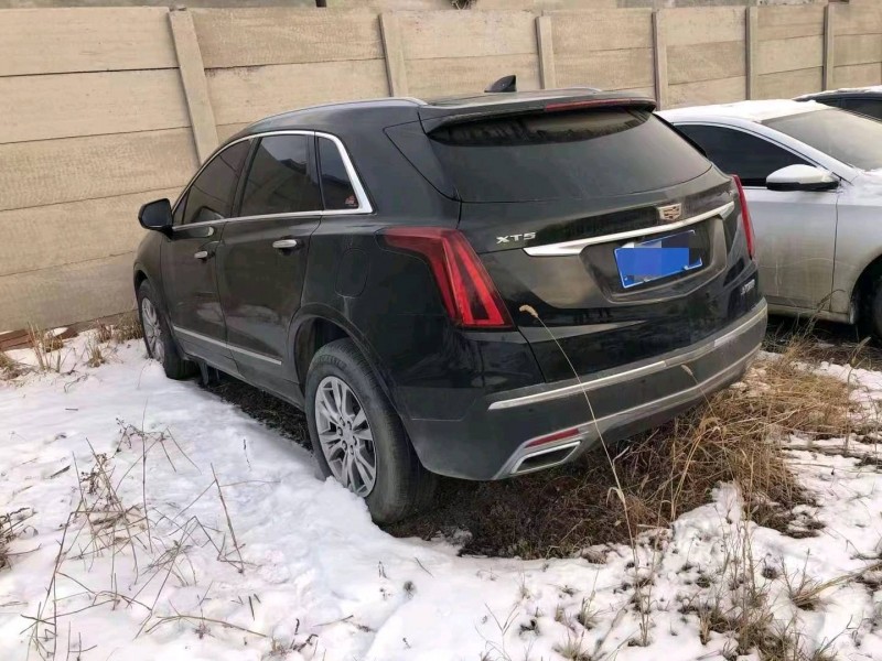 邯郸20年凯迪拉克XT52