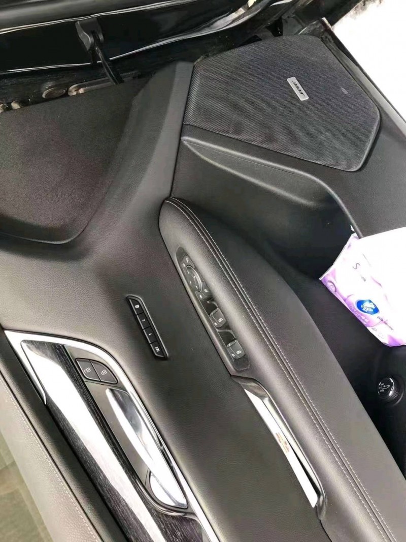 邯郸20年凯迪拉克XT51