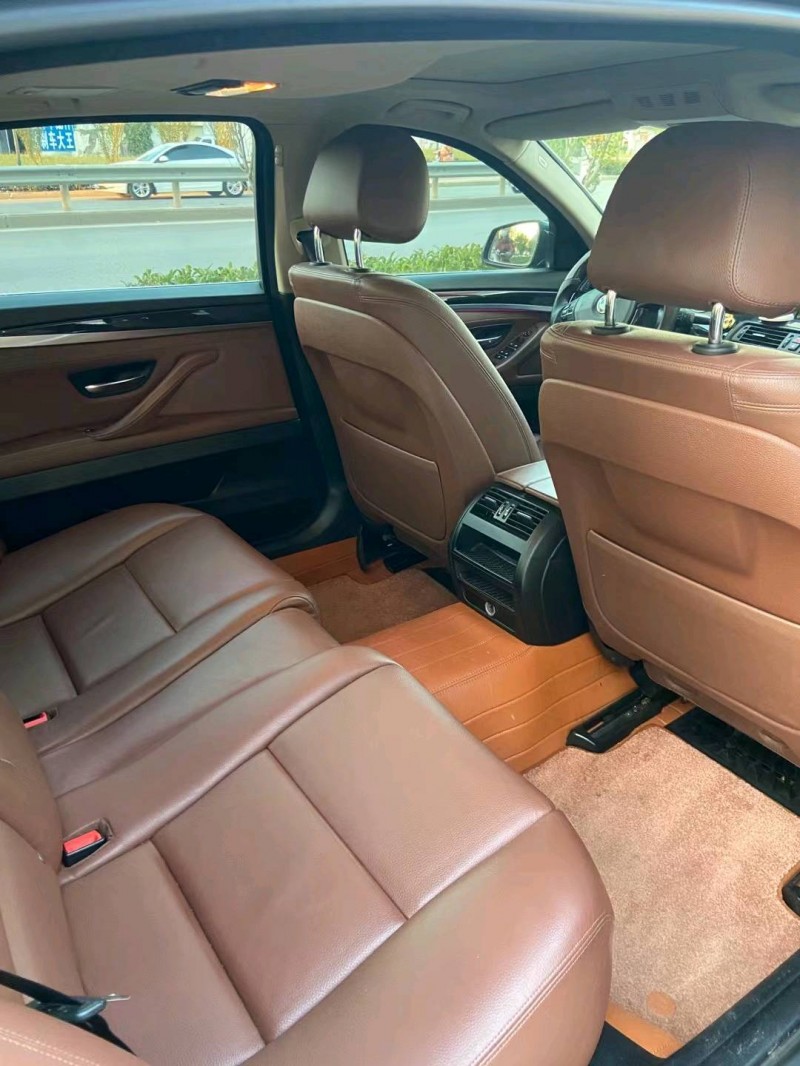 济南15年宝马5系4