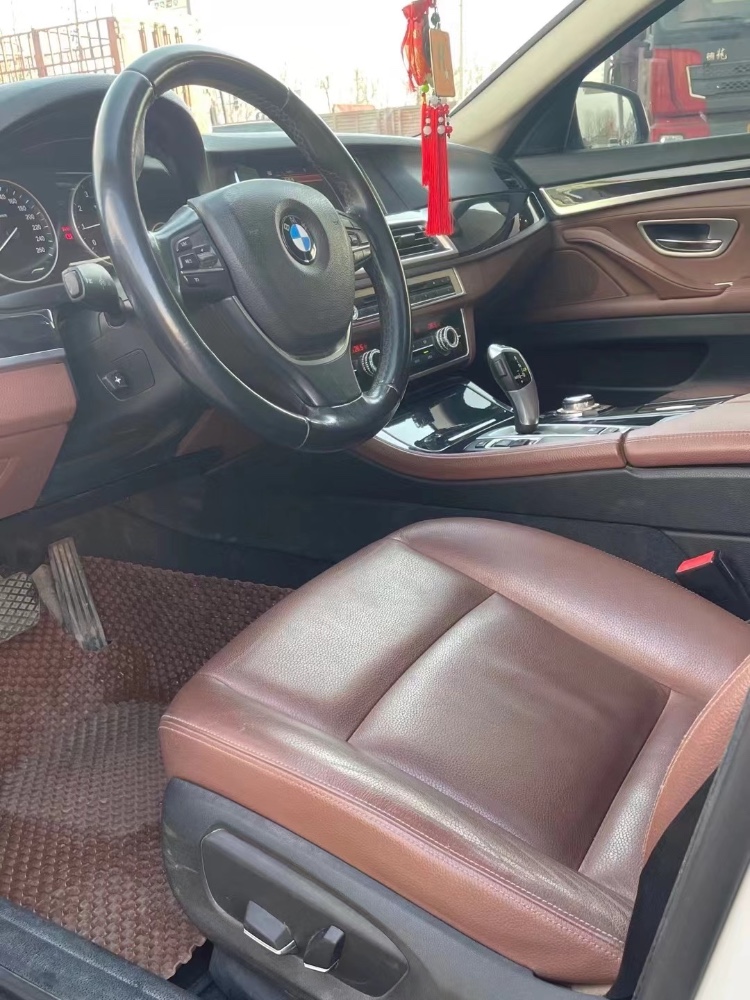 保定16年宝马5系4