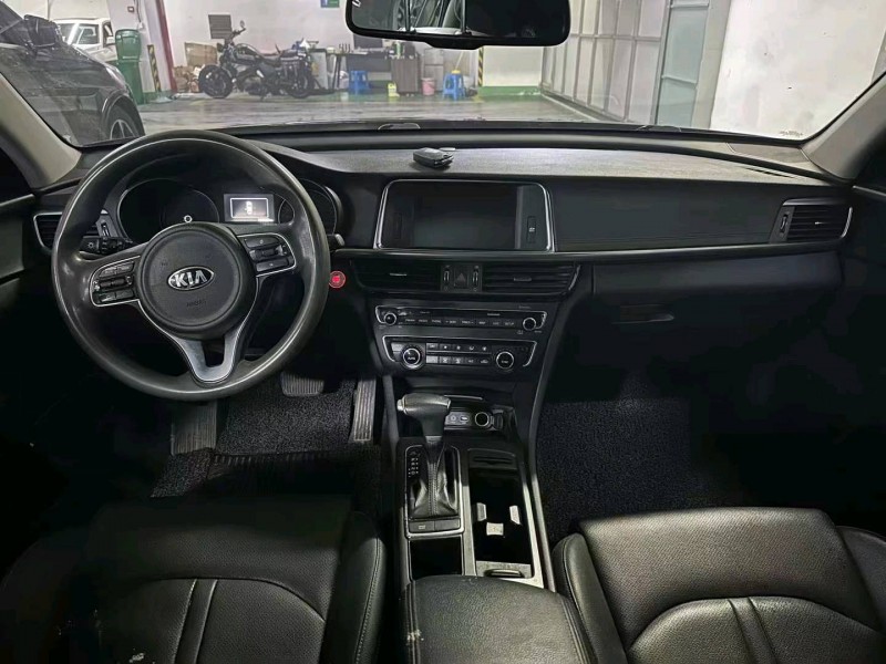 嘉兴17年起亚K59