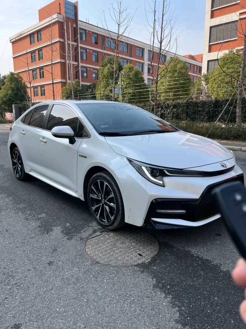 淮南20年丰田雷凌8