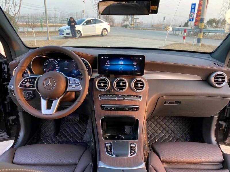 徐州21年奔驰GLC4