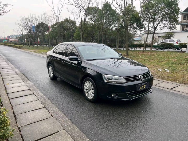 嘉兴14年大众速腾2