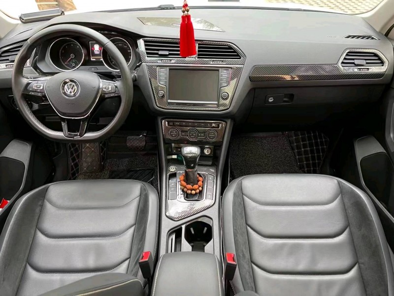 保定18年大众途观L7