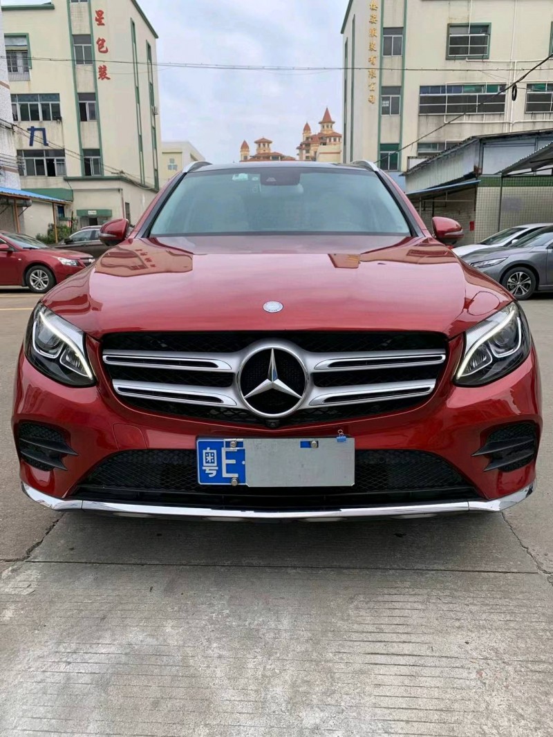 中山17年奔驰GLC1