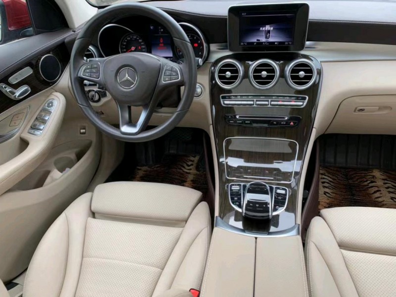 中山17年奔驰GLC7