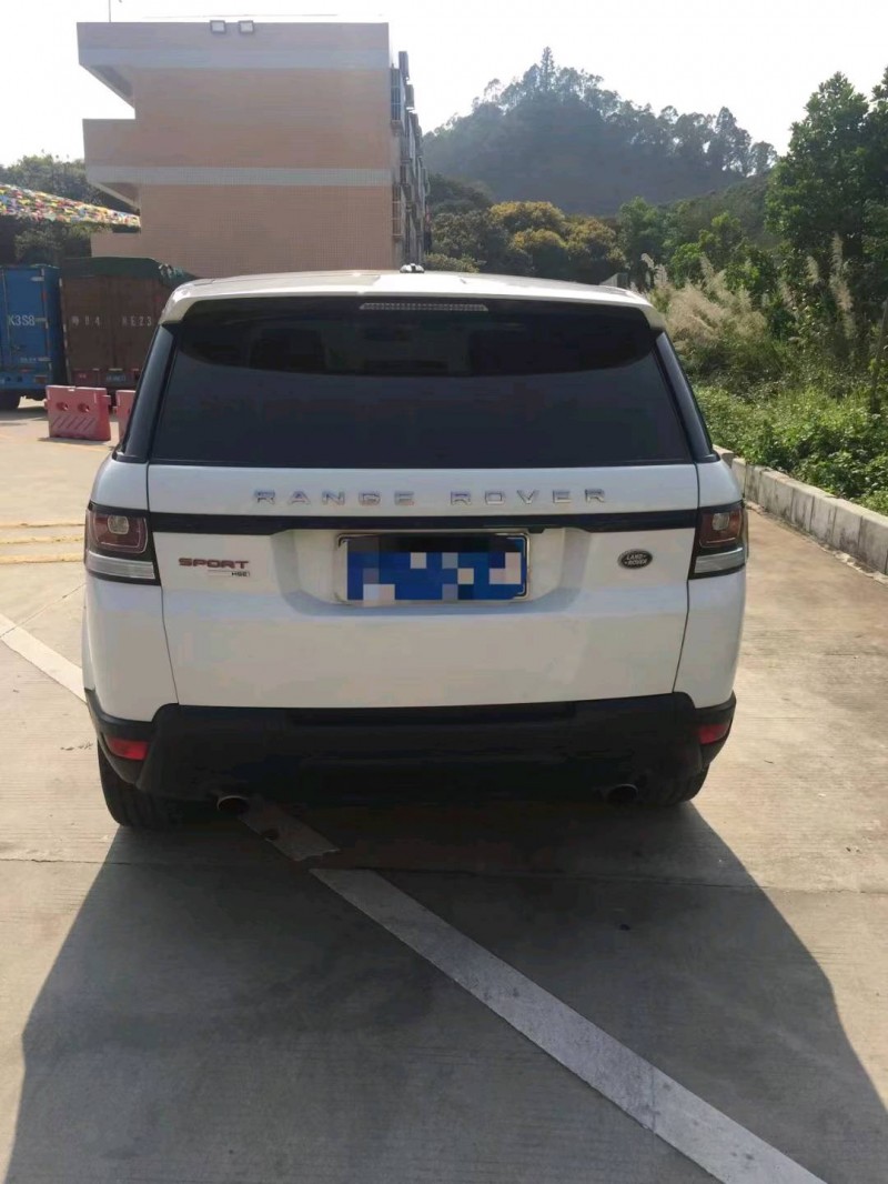 珠海14年路虎揽胜运动2