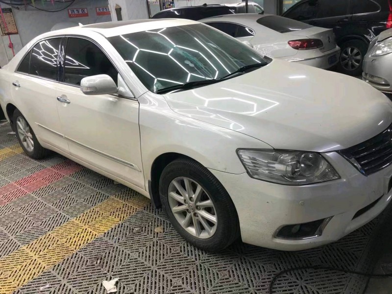 济南11年丰田凯美瑞5