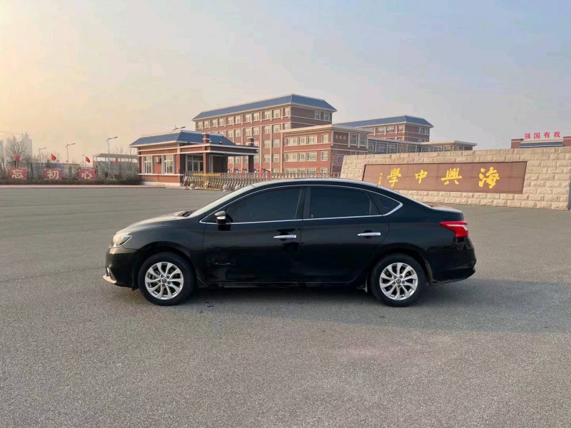 邯郸16年日产轩逸6