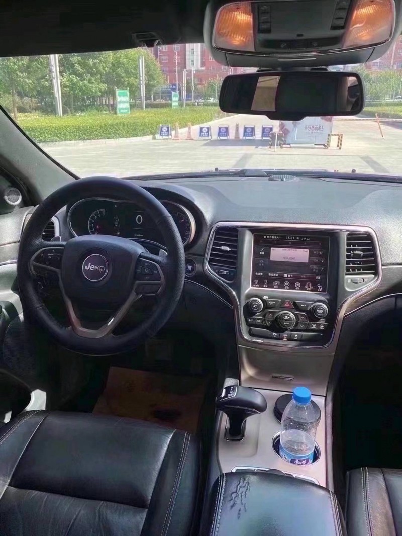 邯郸14年Jeep大切诺基6