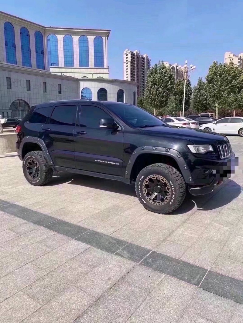 邯郸14年Jeep大切诺基7