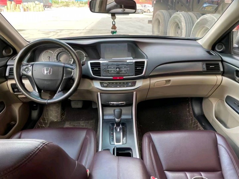 保定16年本田雅阁5